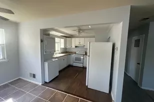 24 Florence Tollgate Pl, Burlington, NJ 08016 - Photo 3
