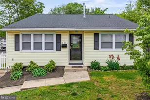 418 Euclid Ave, Maple Shade, NJ 08052 - Photo 1