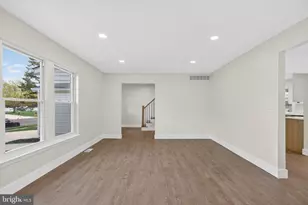 22 Willow Ridge Rd, Marlton, NJ 08053 - Photo 11