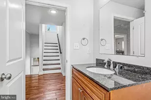 311 St Mary St, Burlington, NJ 08016 - Photo 27