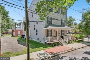 311 St Mary St, Burlington, NJ 08016 - Photo 3