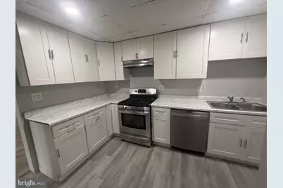 212 Warren Street #2, Beverly, NJ 08010 - Photo 1