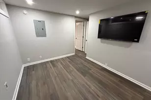 212 Warren St, Beverly, NJ 08010 - Photo 25