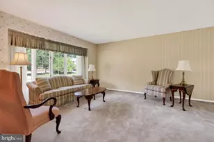 43 Charter Oak Ln, Marlton, NJ 08053 - Photo 9