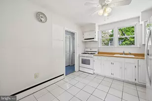 401 Lake Dr, Mount Holly, NJ 08060 - Photo 9