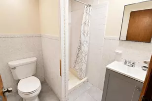 46 E Union St, Burlington, NJ 08016 - Photo 5