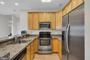 32 Charles Cir, Delanco, NJ 08075 - Photo 11