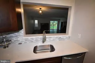 604 Lindsley Ct, Burlington Township, NJ 08016 - Photo 13