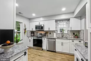 5 E Oleander Dr, Mount Laurel, NJ 08054 - Photo 9