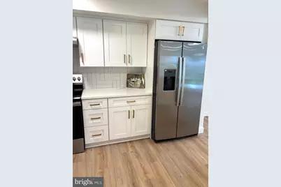 115 E Kings Highway #211, Maple Shade, NJ 08052 - Photo 5