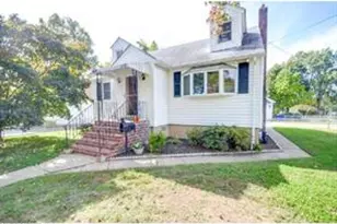 328 N Coles Ave, Maple Shade, NJ 08052 - Photo 1