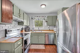 28 Shore Dr, Southampton, NJ 08088 - Photo 13