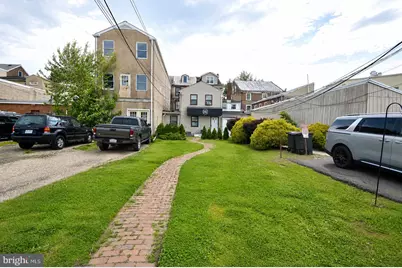 229 High Street, Burlington, NJ 08016 - Photo 9