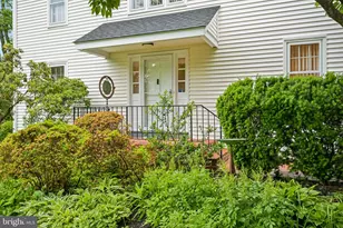 12 Circle Dr, Moorestown, NJ 08057 - Photo 5