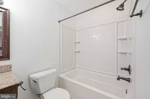 1051 Harbour Dr, Palmyra, NJ 08065 - Photo 17