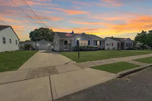384 E 3rd Street E, Florence, NJ 08518 - Photo 1