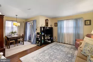 14 Florence Tollgate, Florence, NJ 08518 - Photo 3