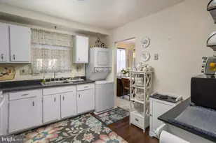 14 Florence Tollgate, Florence, NJ 08518 - Photo 7