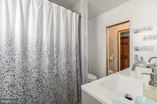 102 Washington Ave, Beverly, NJ 08010 - Photo 15