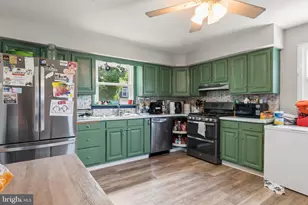 102 Washington Ave, Beverly, NJ 08010 - Photo 9