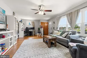 102 Washington Ave, Beverly, NJ 08010 - Photo 5