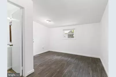 211 Broad Street, Beverly, NJ 08010 - Photo 9