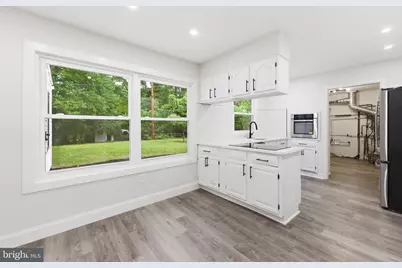 27 Parkside Circle, Willingboro, NJ 08046 - Photo 9