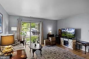 1563 Thornwood Dr, Mount Laurel, NJ 08054 - Photo 5