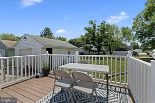 302 W Henry St, Palmyra, NJ 08065 - Photo 37