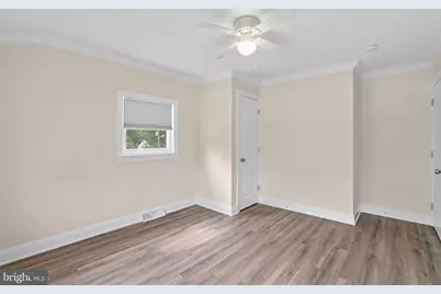 401 Jefferson Avenue, Beverly, NJ 08010 - Photo 17