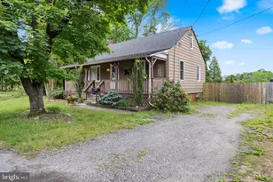 18 Middlesex Ave, Hainesport, NJ 08036 - Photo 3
