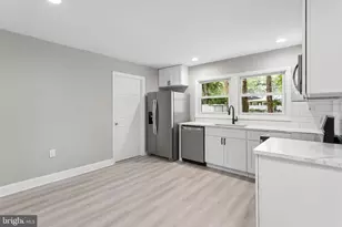 29 Executive Ln, Willingboro, NJ 08046 - Photo 15