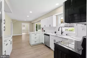 41 Gamewell Ln, Willingboro, NJ 08046 - Photo 17