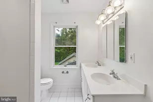 320 W 3rd St, Moorestown, NJ 08057 - Photo 25