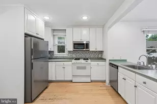 320 W 3rd St, Moorestown, NJ 08057 - Photo 11