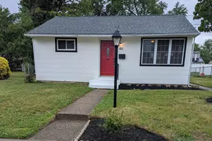 411 Oakland, Maple Shade, NJ 08052 - Photo 1