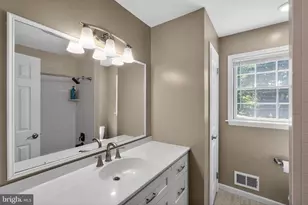 248 Carriage Hill Dr, Moorestown, NJ 08057 - Photo 21