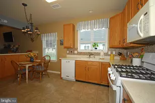 6 Ridgway Dr, Bordentown, NJ 08505 - Photo 11