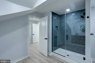 2004 Beverly Rd, Burlington, NJ 08016 - Photo 29