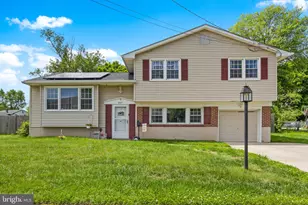 809 Woodlane Rd, Edgewater Park, NJ 08010 - Photo 3