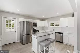 38 E 2nd St, Florence, NJ 08518 - Photo 13