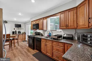 100 Coachman Dr, Bordentown, NJ 08505 - Photo 11