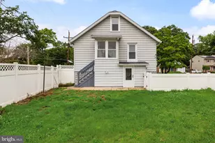 304 S Forklanding Rd, Maple Shade, NJ 08052 - Photo 23