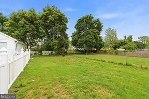 15 S Clinton Ave, Maple Shade, NJ 08052 - Photo 25