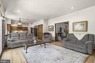 26 Crosswicks Ellisdale Rd, North Hanover Township, NJ 08501 - Photo 7