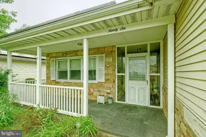 96 Huntington Drive, Southampton, NJ 08088 - Photo 3