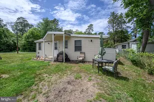 204 E Lakeshore Dr, Browns Mills, NJ 08015 - Photo 15