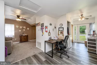 204 E Lakeshore Drive, Browns Mills, NJ 08015 - Photo 5