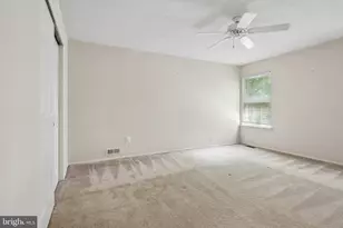 929 Larkspur Pl S, Mount Laurel, NJ 08054 - Photo 9