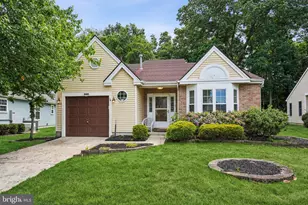 929 Larkspur Pl S, Mount Laurel, NJ 08054 - Photo 1